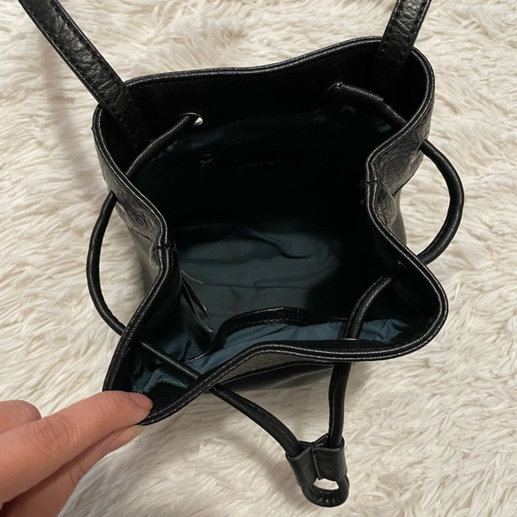 Matt & Nat Sora Mini Bucket Bag - Picture 5 of 10
